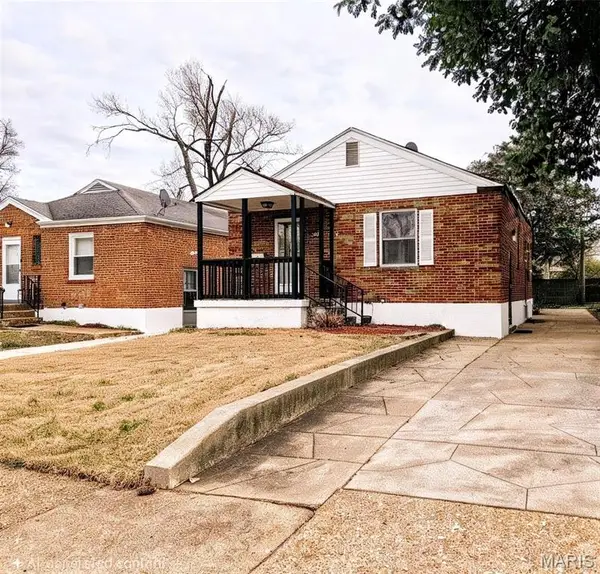 8308 Archer Avenue, St Louis, MO 63132
