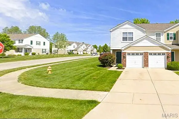 1807 Ambrose Terrace Drive, Swansea, IL 62226