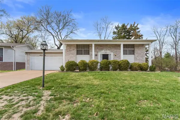 1771 Redcoat Drive, Maryland Heights, MO 63043