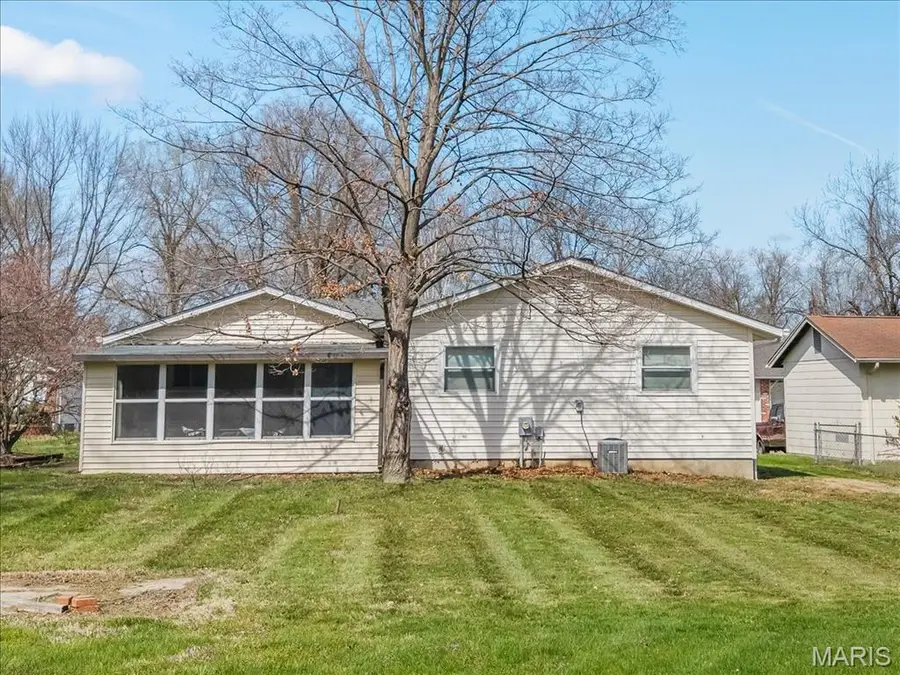 724 Baltic Drive, Florissant, MO 63031 - #3