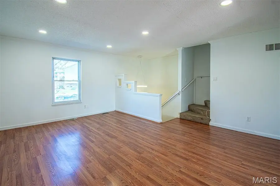 689 Boca Raton Drive #B, Saint Peters, MO 63376 - #3