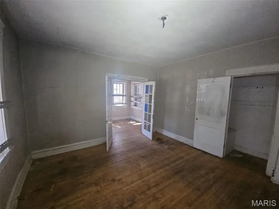 4126 S Grand Boulevard, Saint Louis, MO 63118 - #3