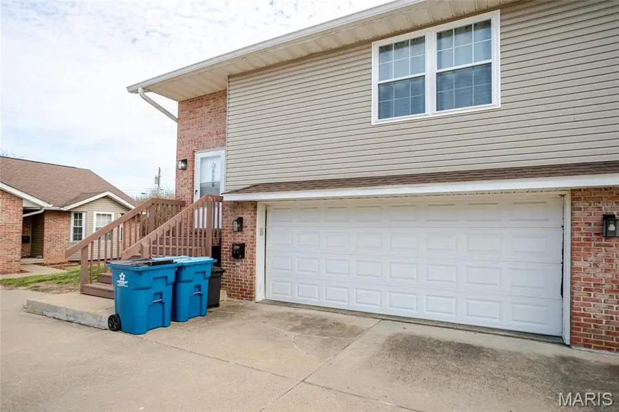 1345 Poplar Street #2A, Highland, IL 62249 - #2