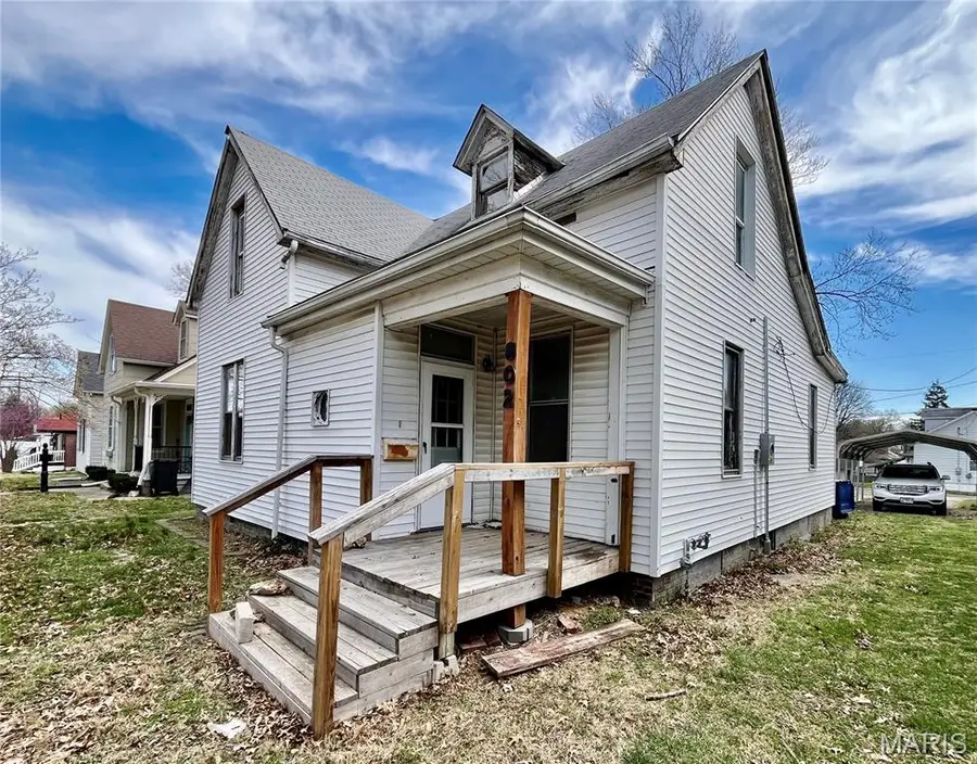 802 E D Street, Belleville, IL 62220 - #2
