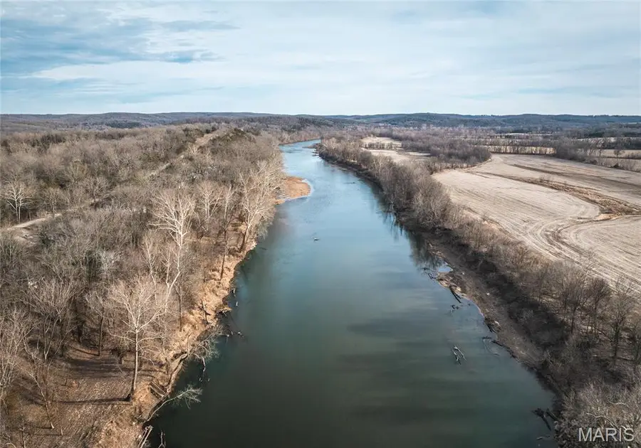 2581 River Road, Mount Sterling, MO 65062 - #2