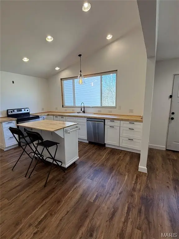 6232 Dry Branch Road, St Clair, MO 63077