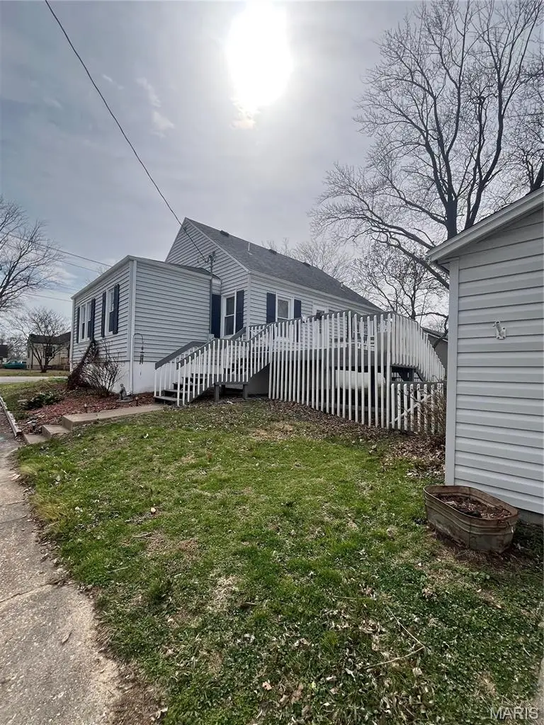 201 West 7th Street, New London, MO 63459 - #2