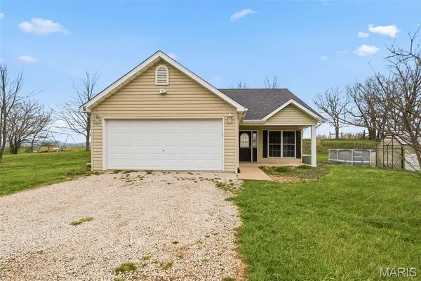 655 Highway Jj, Elsberry, MO 63343