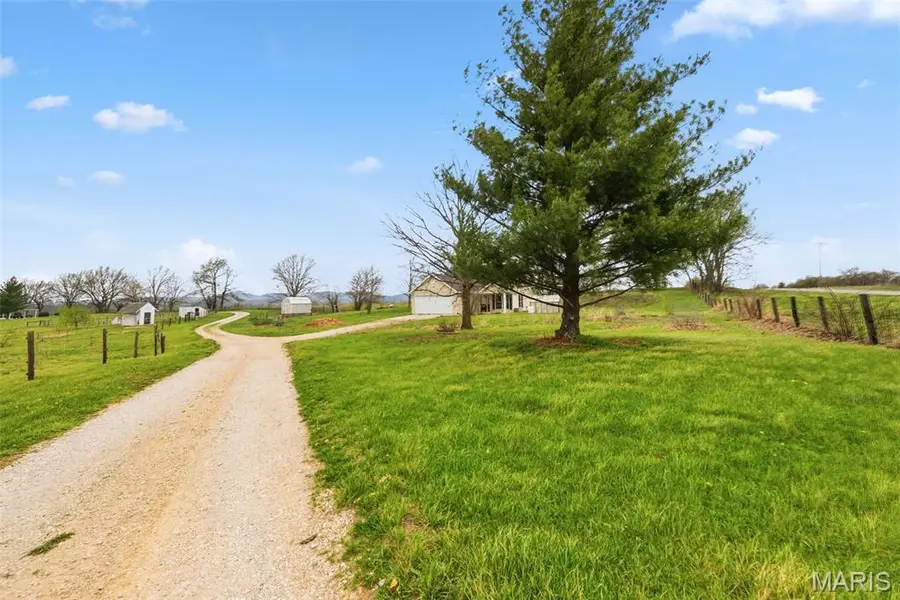 655 Highway Jj, Elsberry, MO 63343 - #2
