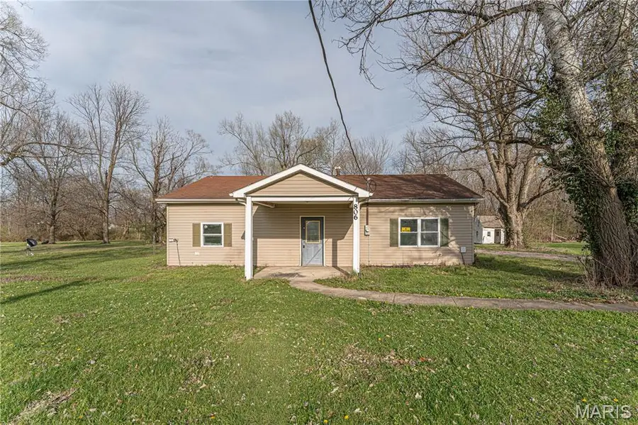806 N Galloway Road, Vandalia, MO 63382 - #3