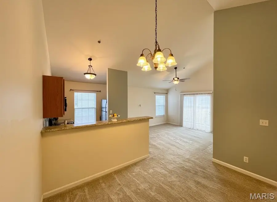 231 Saravalle Drive, Saint Peters, MO 63376 - #3