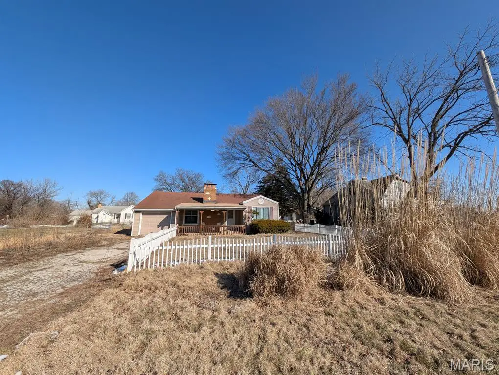 315 S Belt, Belleville, IL 62220 - #1