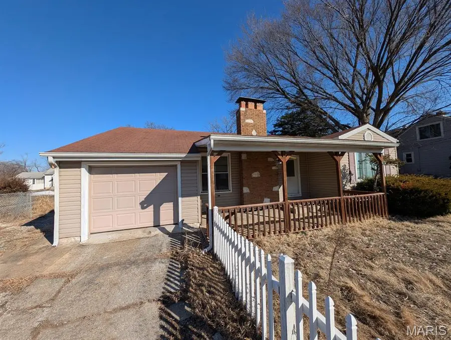 315 S Belt, Belleville, IL 62220 - #2