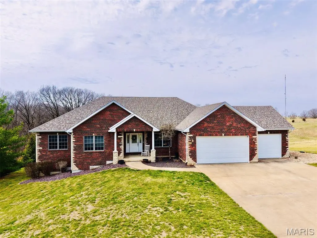 3501 N 72nd, Quincy, IL 62305 - #1