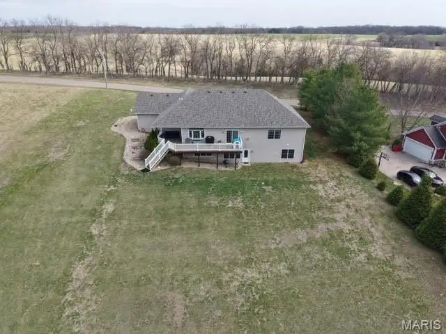 3501 N 72nd, Quincy, IL 62305 - #2