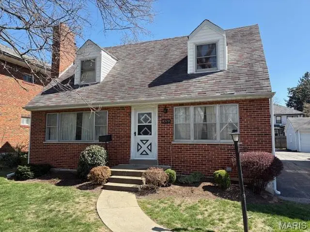 8372 Big Bend Boulevard, Webster Groves, MO 63119 - #1