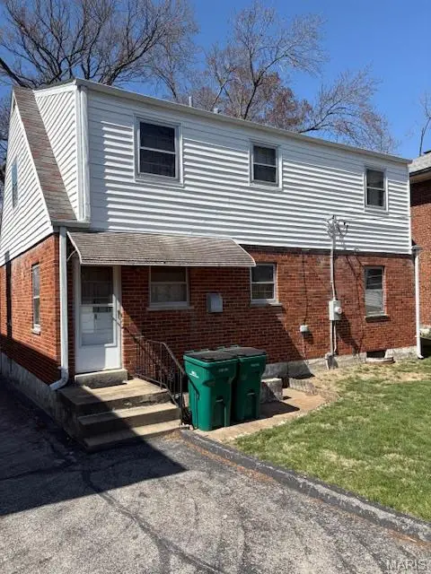 8372 Big Bend Boulevard, Webster Groves, MO 63119 - #3