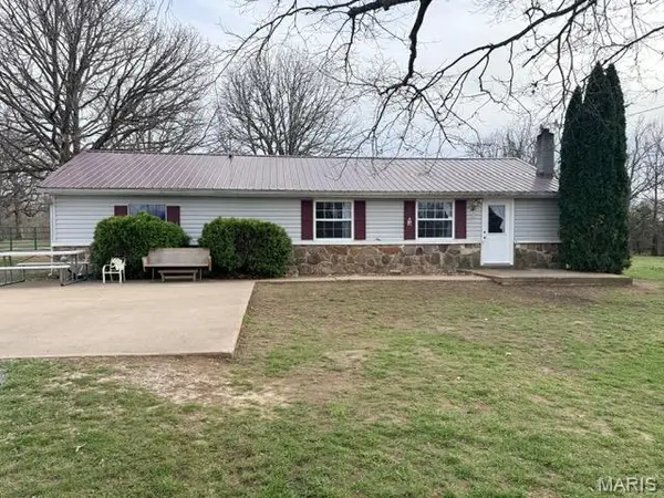 19510 Bean Creek Drive, Licking, MO 65542