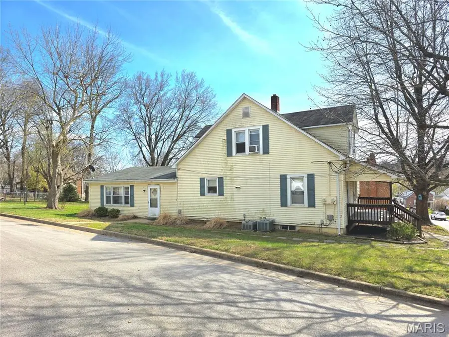 600 Locust Street, Washington, MO 63090 - #3