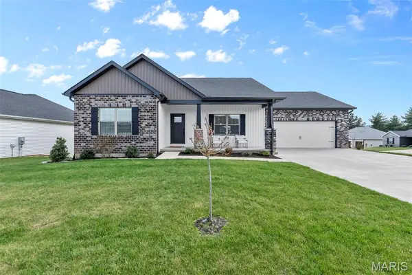 3467 Castle Court, Cape Girardeau, MO 63701