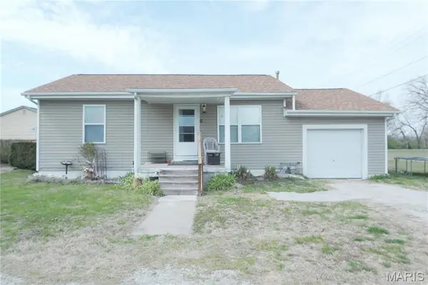 217 Julian Avenue, Cahokia, IL 62206