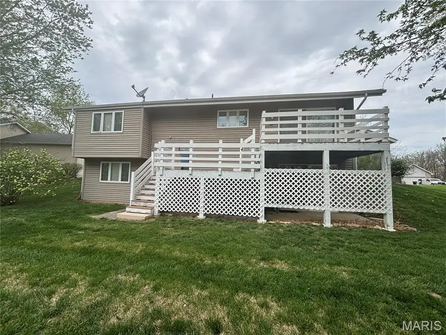 21 Savoy Drive, Lake Saint Louis, MO 63367 - #2