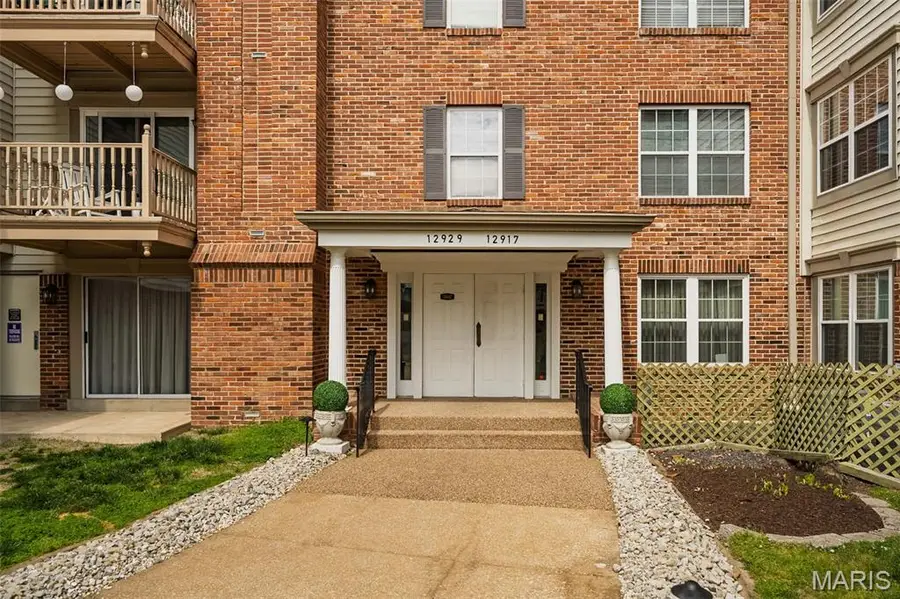 12917 Portulaca Drive #129, Saint Louis, MO 63146 - #3