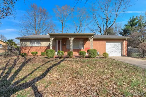 4 Eastland Drive, Belleville, IL 62221