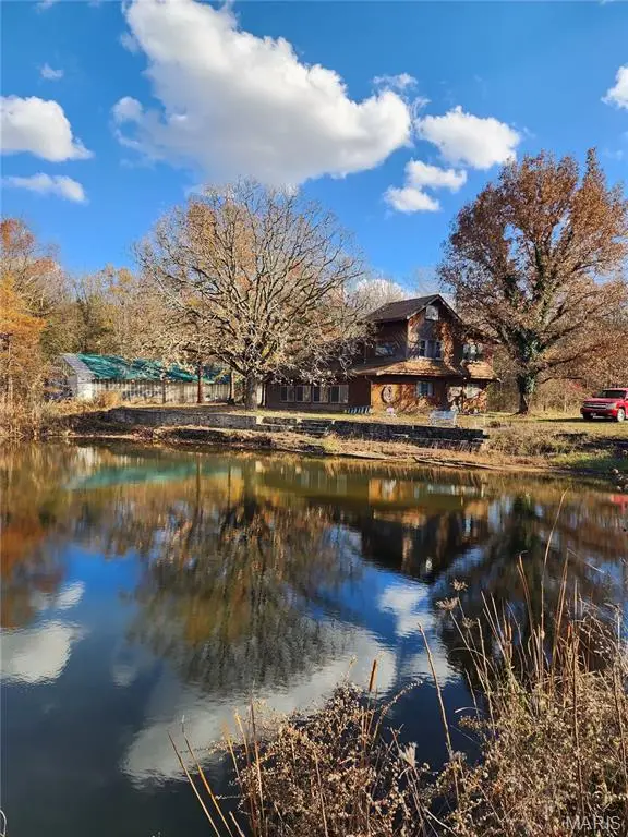 10562 Carr Road, Bismarck, MO 63624