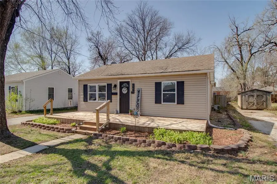 549 Mchugh Street, Wood River, IL 62095 - #3