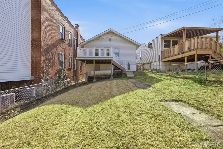 4609 Milentz Avenue, Saint Louis, MO 63116 - #3