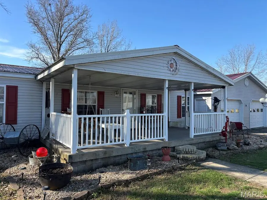 1248 Community Beach Road, Odin, IL 62870 - #3