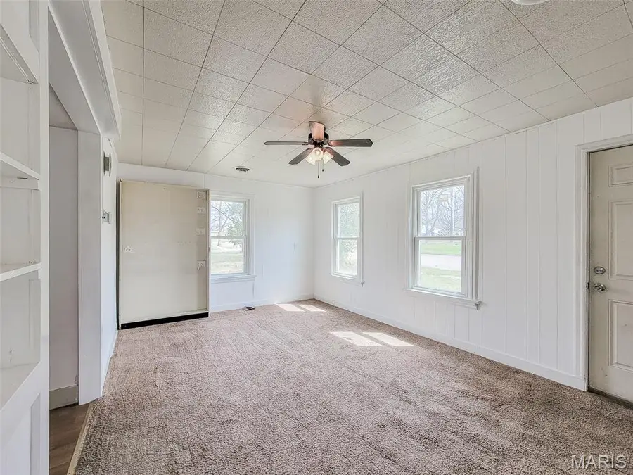 307 W Eldon Street, Saint James, MO 65559 - #3