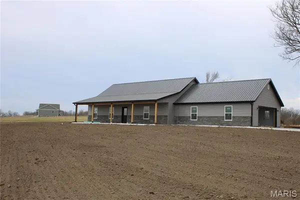 53414 Highway Hh, Hannibal, MO 63401