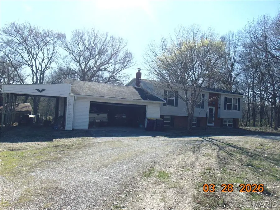 8711 7 Hills Drive, Alton, IL 62002 - #2