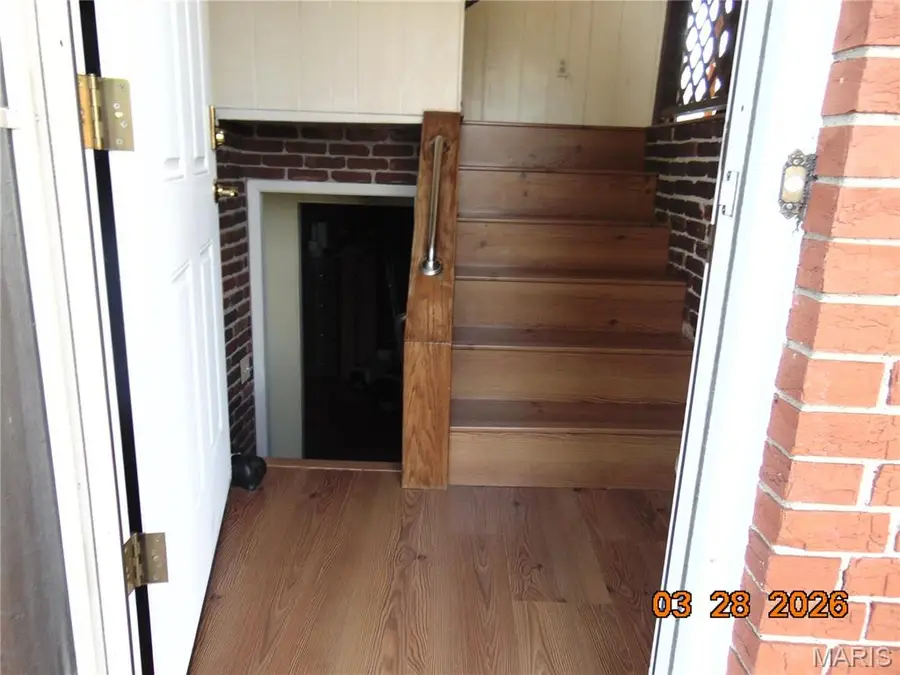 8711 7 Hills Drive, Alton, IL 62002 - #3