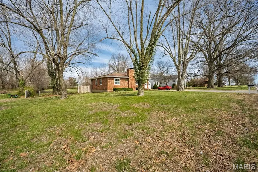 931 Prigge Road, Saint Ferdinand, MO 63138 - #2