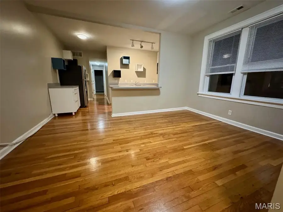 4322 Mcree Avenue, Saint Louis, MO 63110 - #2