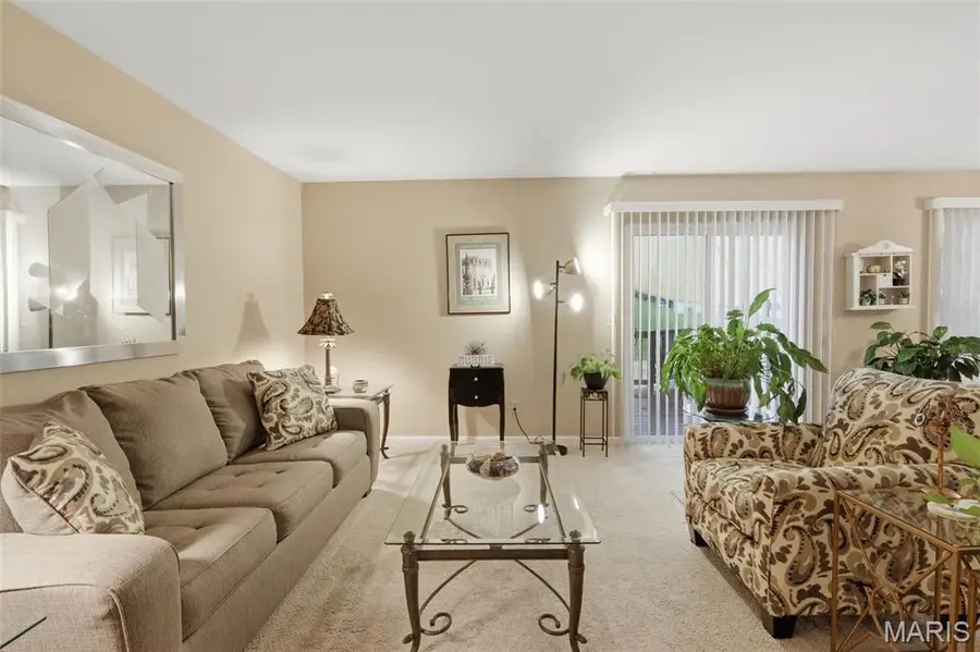 12117 Sage Glen Court, Maryland Heights, MO 63043 - #3