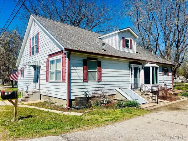 718 State Street #Front and Back units, East Carondelet, IL 62240