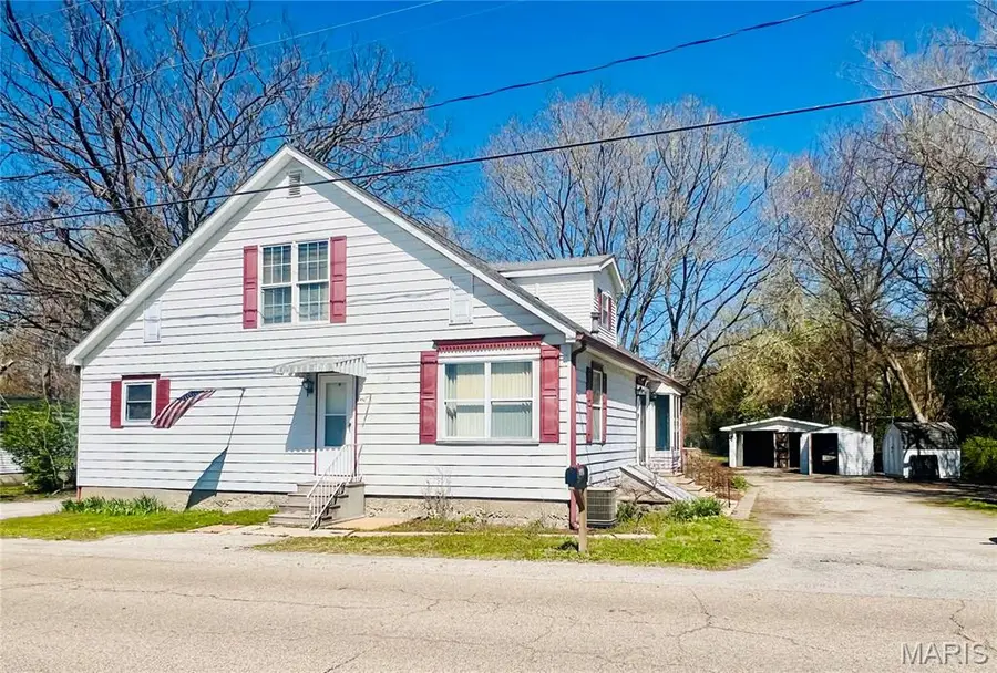 718 State Street #Front and Back units, East Carondelet, IL 62240 - #2