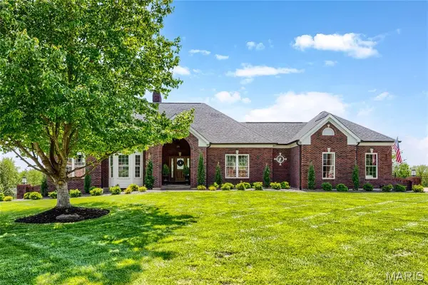 5335 Lancelot Drive, Weldon Spring, MO 63304