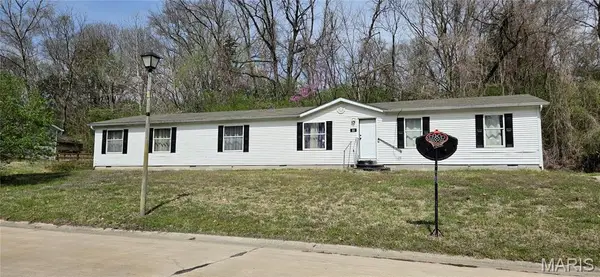 22 Brown Drive, Fairview Heights, IL 62208