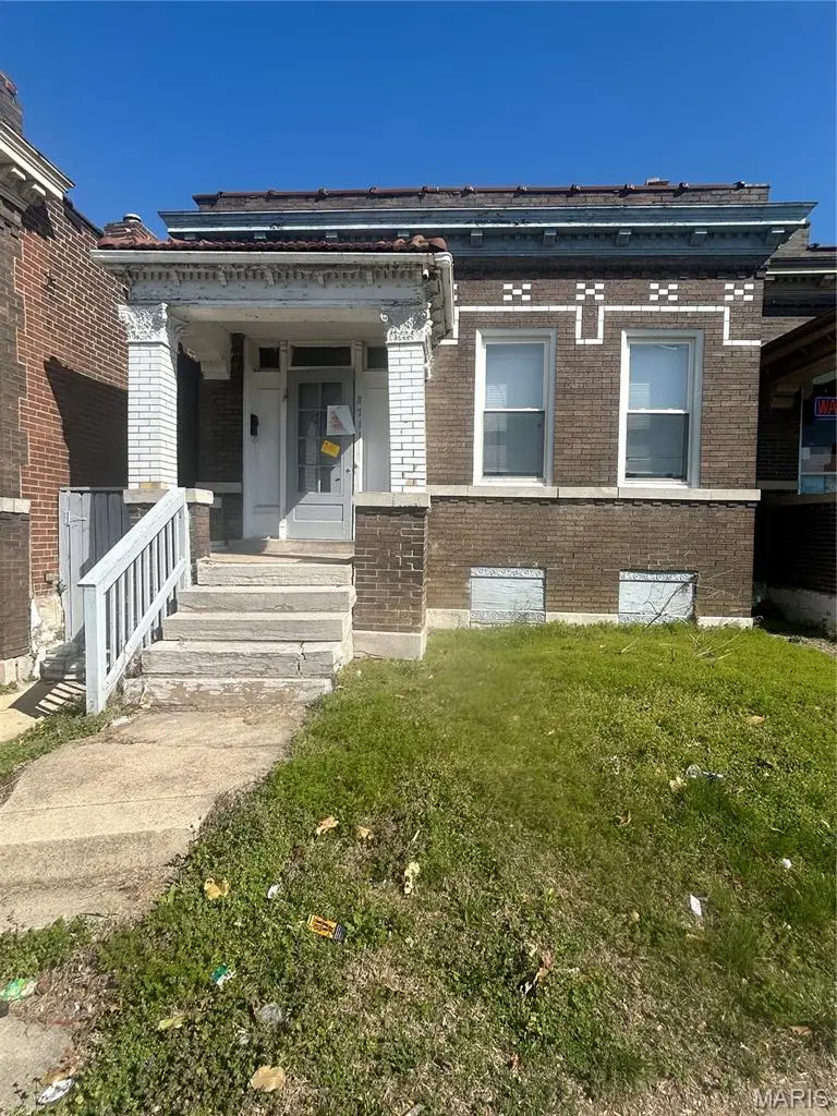 3711 Gravois Avenue, Saint Louis, MO 63116 - #1