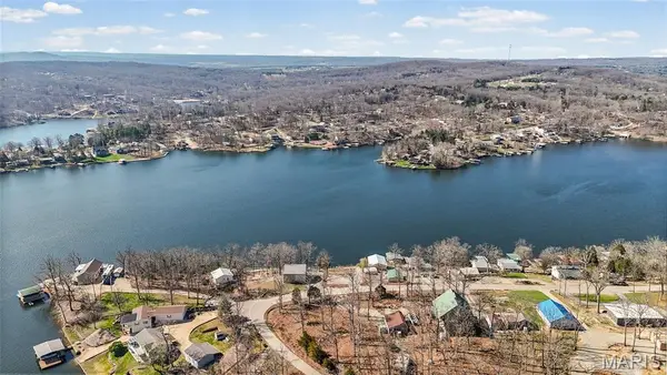 6534 E Lakeview Drive, French Village, MO 63036