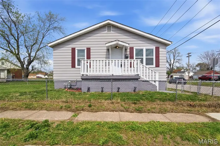 1929 Beckwith Avenue, Madison, IL 62060 - #2