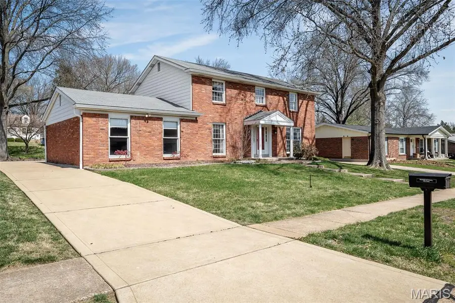 10465 Gregory Court, Saint Louis, MO 63128 - #3