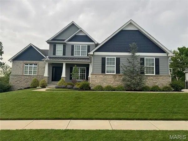 917 Silver Buck Lane, Chesterfield, MO 63005