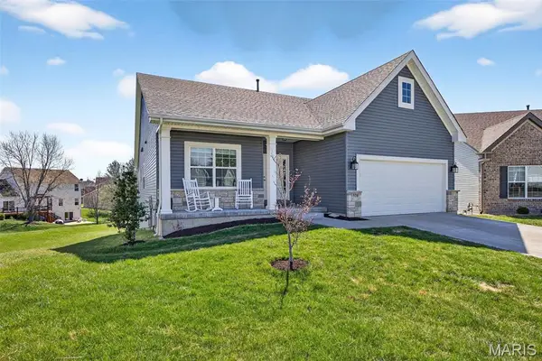 526 Columbia Downs Drive, Lake St Louis, MO 63367