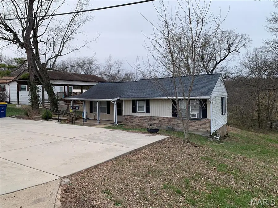 1218 S 5th Street, De Soto, MO 63020 - #2